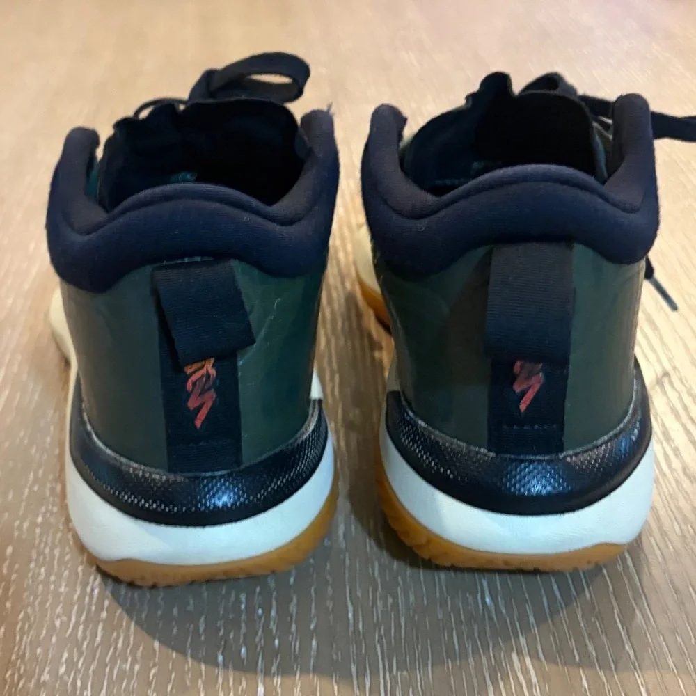 Nike Boys Air Jordan Zion 1 DA3131-300 Green Basketball Shoes Sneakers Size 7Y